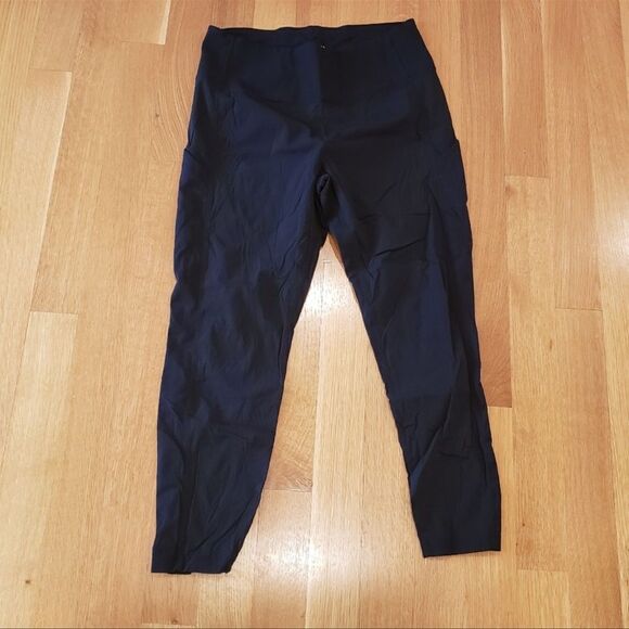 Athleta Trekkie Hybrid Crop Tight Black 4 - Picture 3 of 5